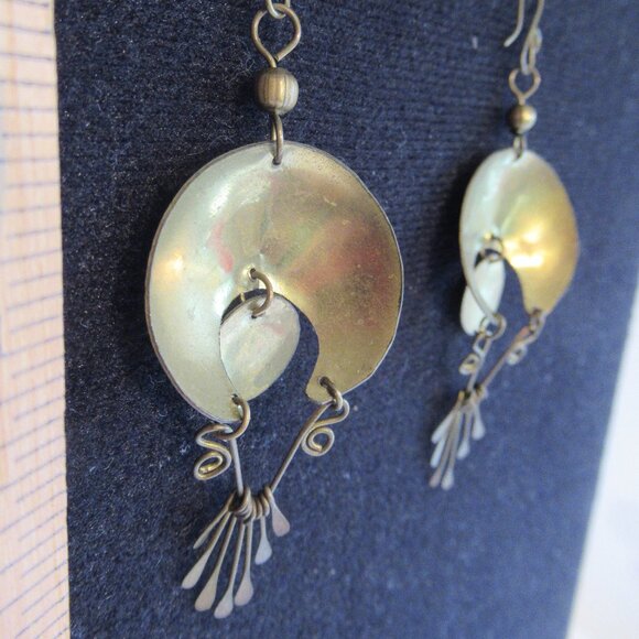 Vintage brass, dangly earrings. Handmade, Aztec or Mayan inspired. Rustic - Picture 5 of 9